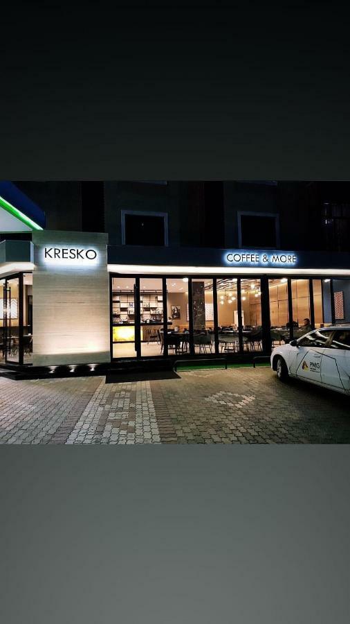 Hotel Kresko Lushnjë Exterior foto